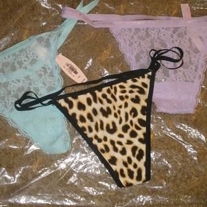 PINK/VS G-STRING PANTIES
